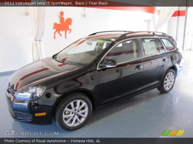 2011 Volkswagen Jetta SE SportWagen in Black