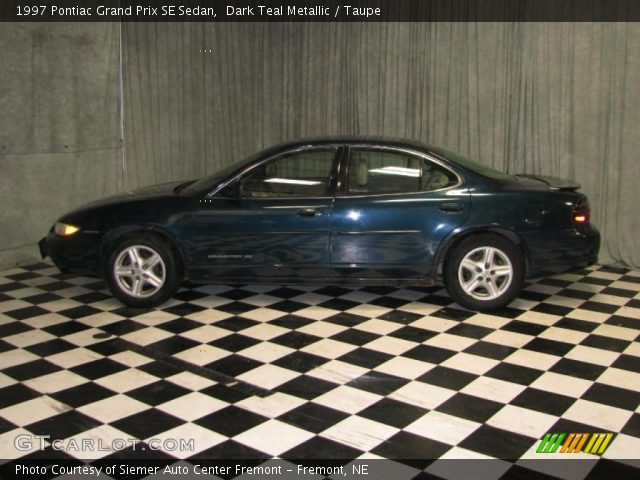 1997 Pontiac Grand Prix SE Sedan in Dark Teal Metallic
