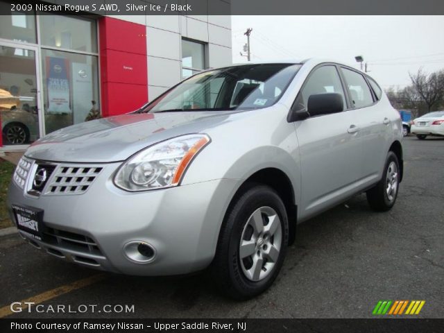 2009 Nissan Rogue S AWD in Silver Ice