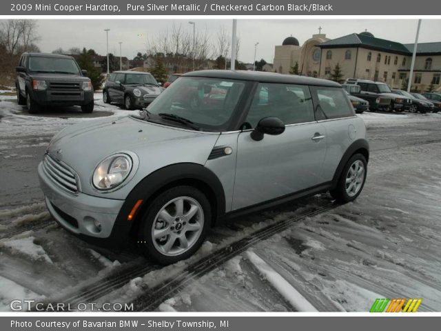 2009 Mini Cooper Hardtop in Pure Silver Metallic