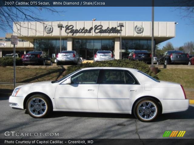 2007 Cadillac DTS Sedan in White Diamond