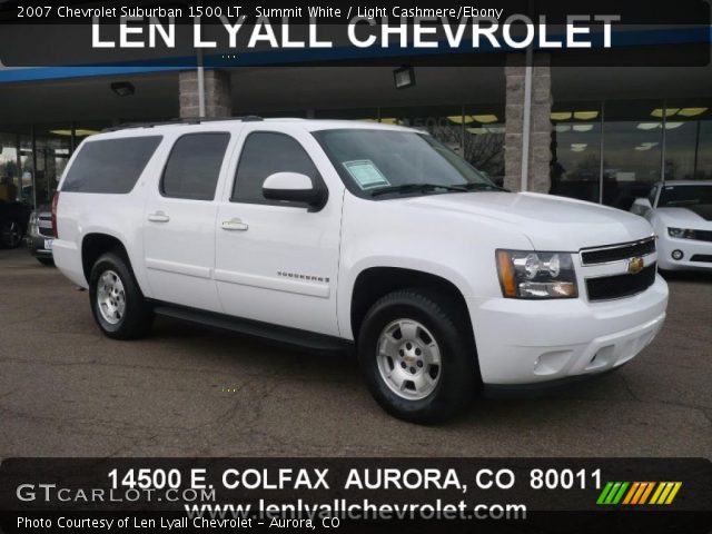 2007 Chevrolet Suburban 1500 LT in Summit White