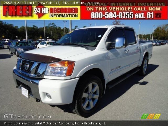 2008 Nissan Titan LE Crew Cab 4x4 in Blizzard White