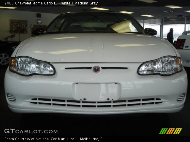 2005 Chevrolet Monte Carlo LS in White