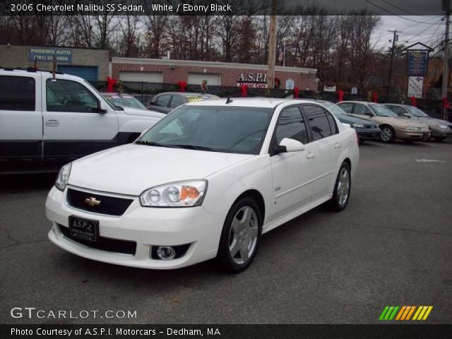 2006 Chevrolet Malibu SS Sedan in White