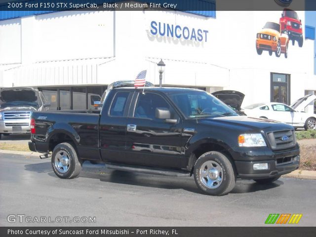 2005 Ford F150 STX SuperCab in Black
