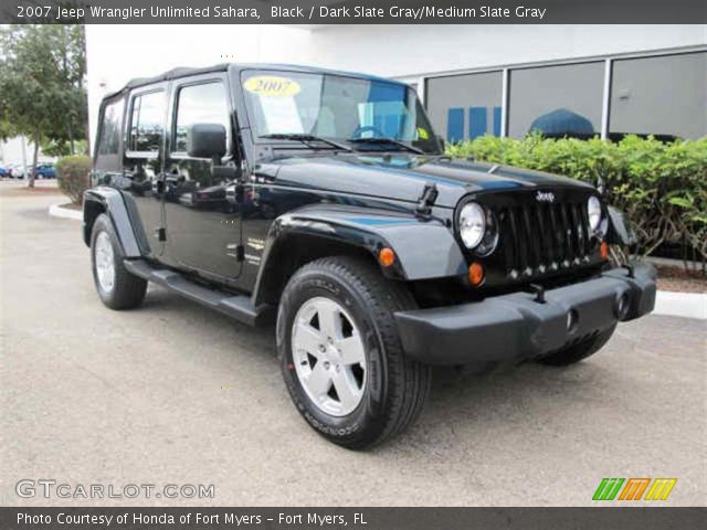 2007 Jeep Wrangler Unlimited Sahara in Black