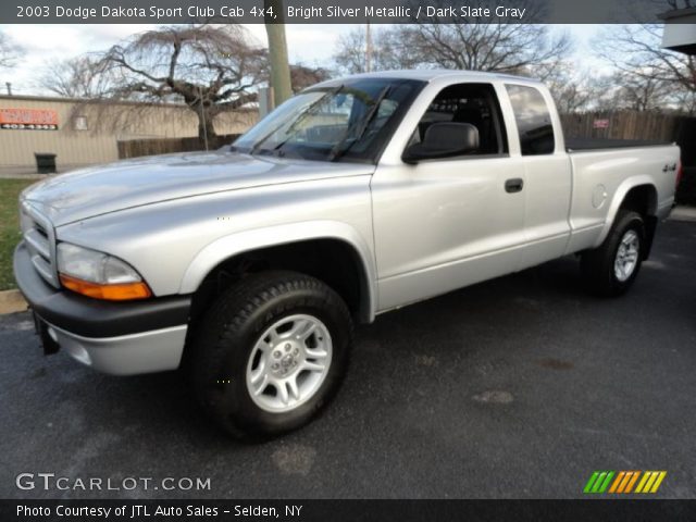 2003 Dodge Dakota Sport Club Cab 4x4 in Bright Silver Metallic