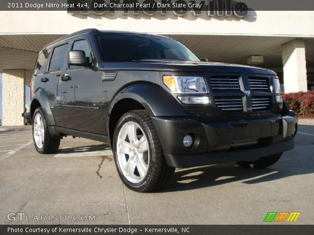 2011 Dodge Nitro Heat 4x4 in Dark Charcoal Pearl