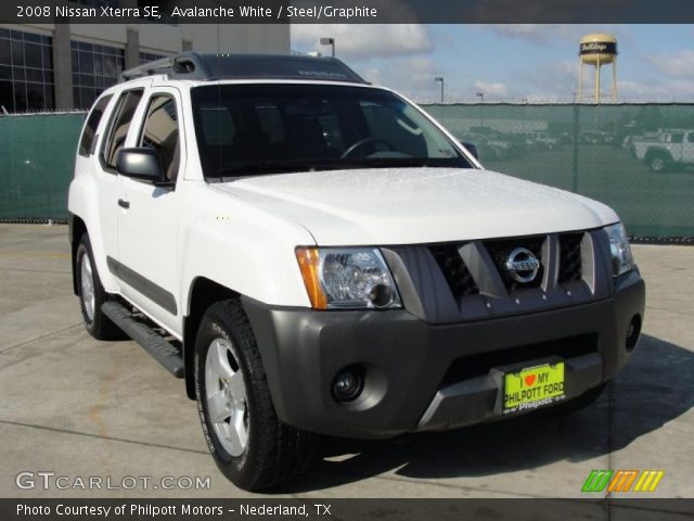 2008 Nissan Xterra SE in Avalanche White