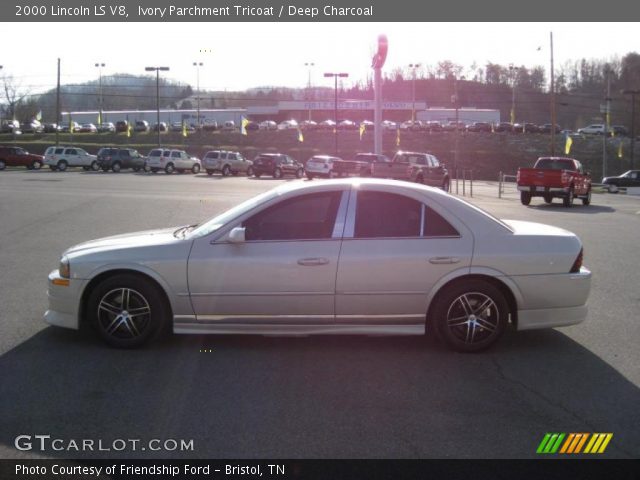 2000 Lincoln LS V8 in Ivory Parchment Tricoat