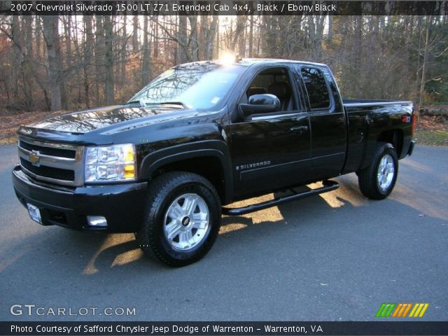 2007 Chevrolet Silverado 1500 LT Z71 Extended Cab 4x4 in Black