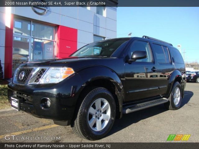 2008 Nissan Pathfinder SE 4x4 in Super Black