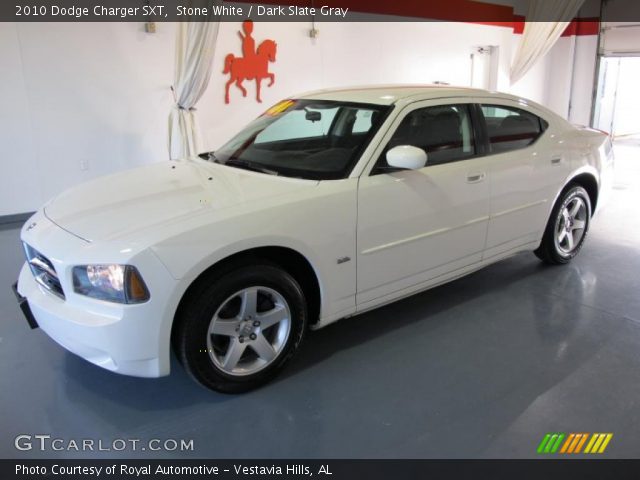 2010 Dodge Charger SXT in Stone White