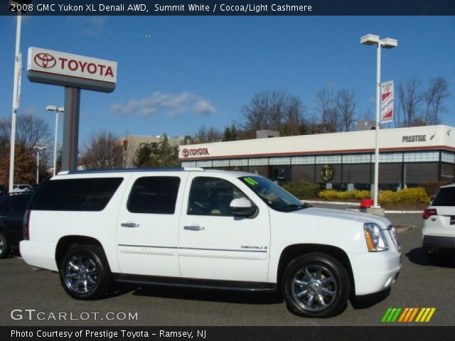 2008 GMC Yukon XL Denali AWD in Summit White