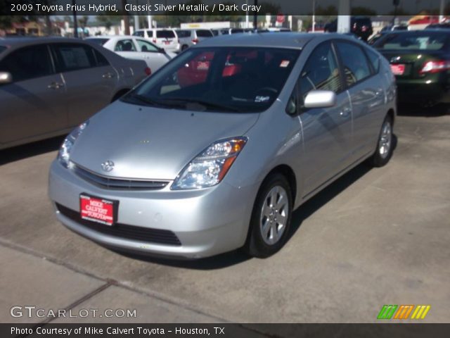 2009 Toyota Prius Hybrid in Classic Silver Metallic