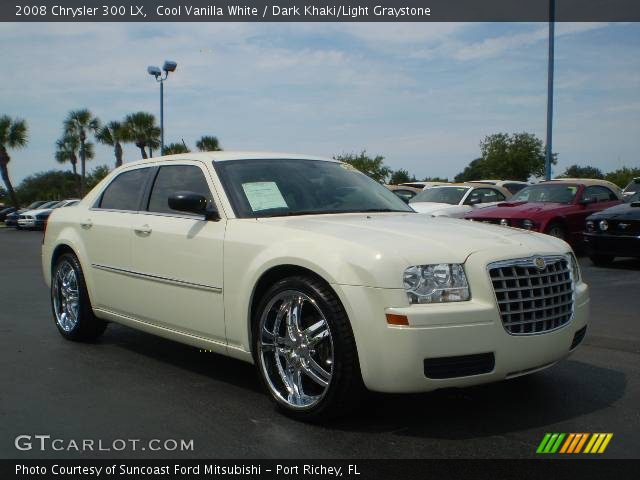 2008 Chrysler 300 LX in Cool Vanilla White