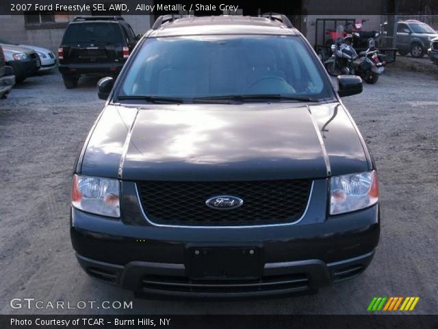 2007 Ford Freestyle SEL AWD in Alloy Metallic