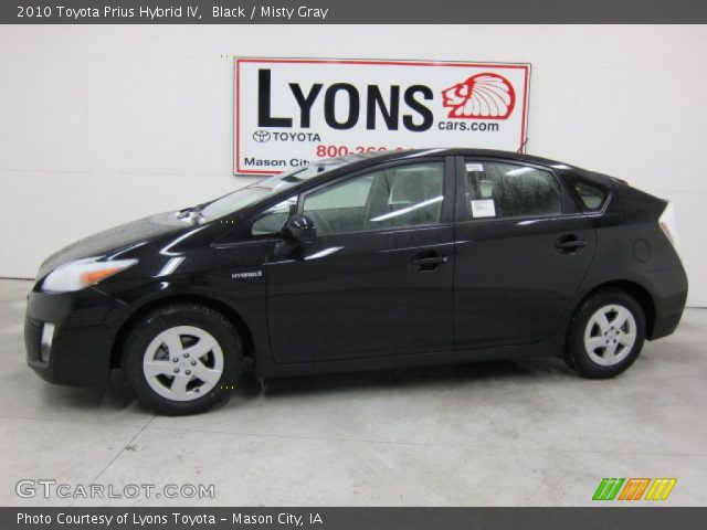 2010 Toyota Prius Hybrid IV in Black