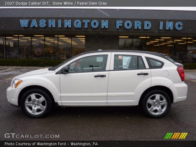 2007 Dodge Caliber SXT in Stone White