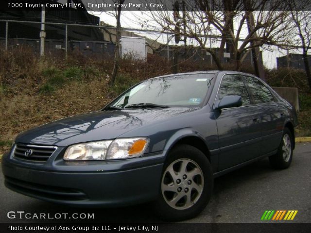 2000 Toyota Camry LE V6 in Graphite Gray Pearl