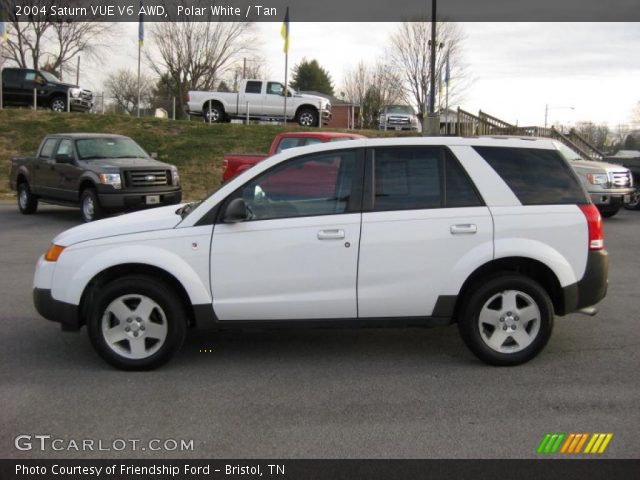 2004 Saturn VUE V6 AWD in Polar White