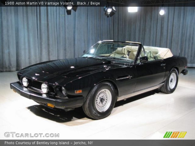 1988 Aston Martin V8 Vantage Volante in Black