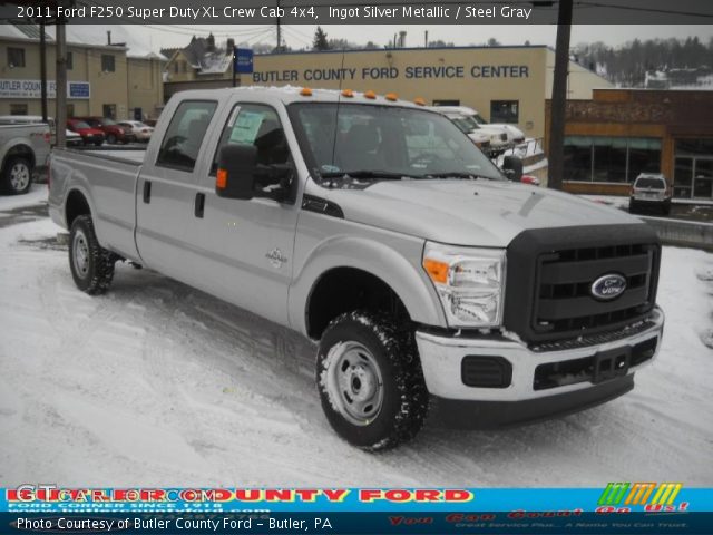 2011 Ford F250 Super Duty XL Crew Cab 4x4 in Ingot Silver Metallic