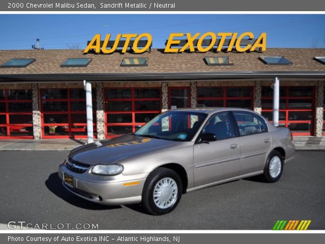 2000 Chevrolet Malibu Sedan in Sandrift Metallic