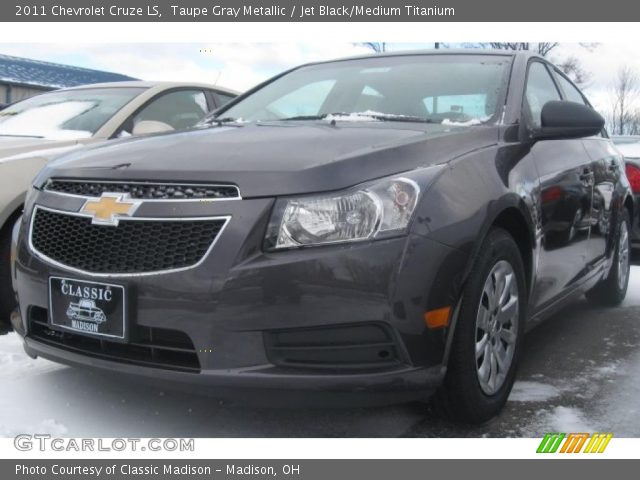 2011 Chevrolet Cruze LS in Taupe Gray Metallic