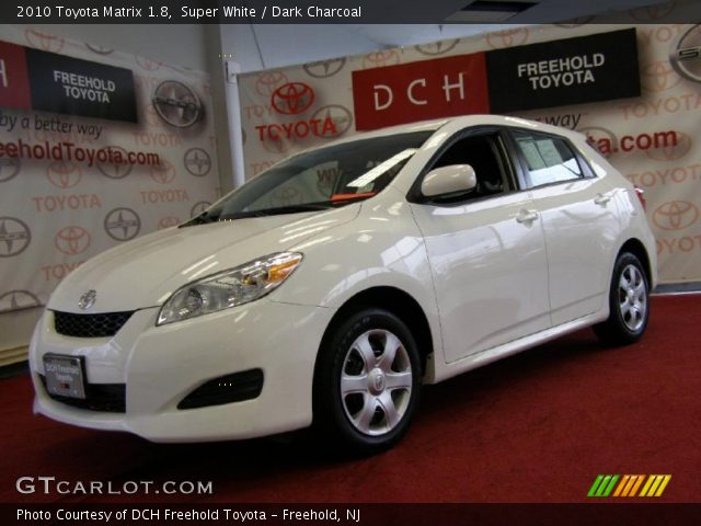 2010 Toyota Matrix 1.8 in Super White