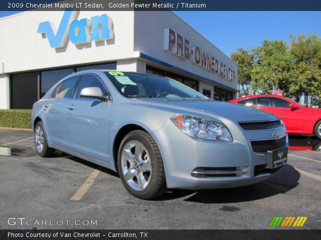 2009 Chevrolet Malibu LT Sedan in Golden Pewter Metallic