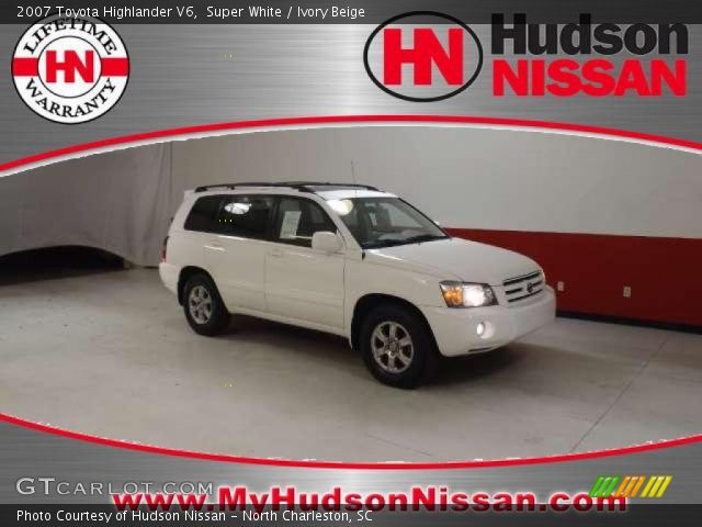 2007 Toyota Highlander V6 in Super White