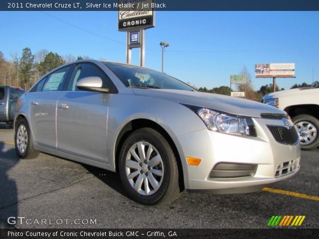 2011 Chevrolet Cruze LT in Silver Ice Metallic