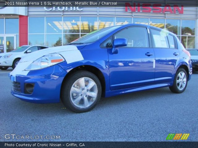 2011 Nissan Versa 1.8 SL Hatchback in Metallic Blue