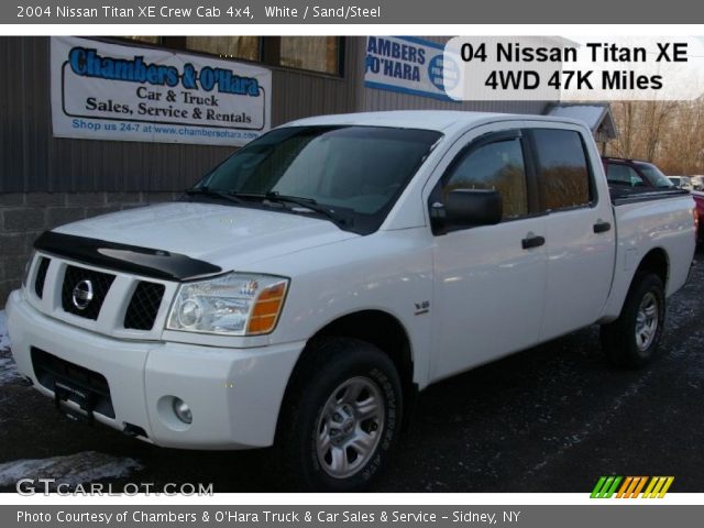 2004 Nissan Titan XE Crew Cab 4x4 in White