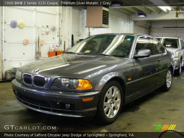 2000 BMW 3 Series 323i Coupe in Titanium Silver Metallic