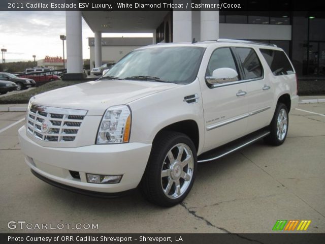 2011 Cadillac Escalade ESV Luxury in White Diamond Tricoat