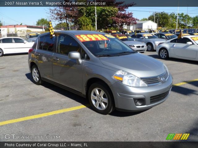 2007 Nissan Versa S in Magnetic Grey Metallic