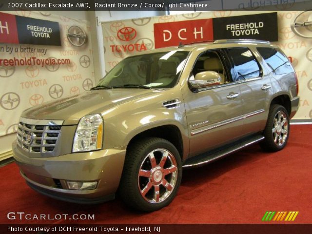 2007 Cadillac Escalade AWD in Radiant Bronze