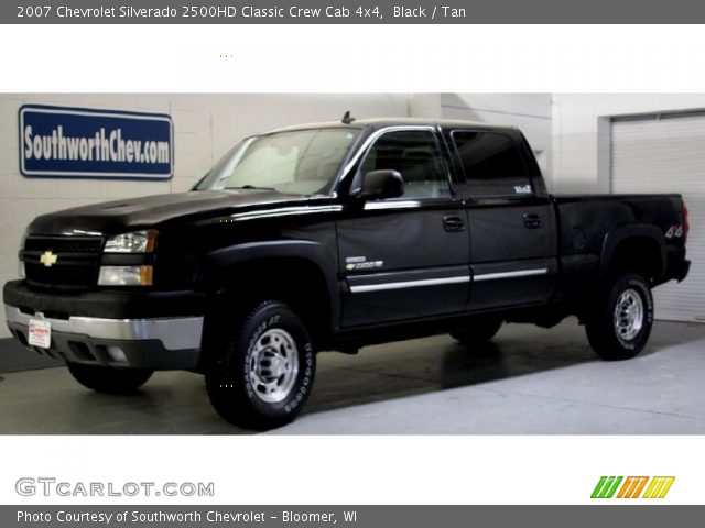 2007 Chevrolet Silverado 2500HD Classic Crew Cab 4x4 in Black
