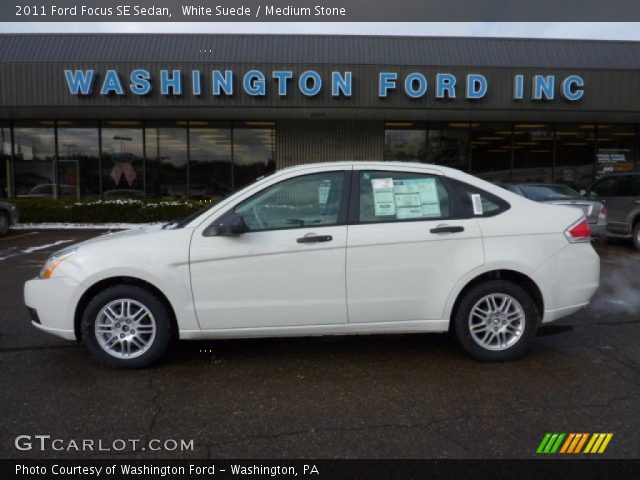 2011 Ford Focus SE Sedan in White Suede
