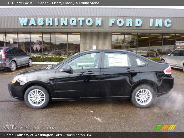2011 Ford Focus SE Sedan in Ebony Black