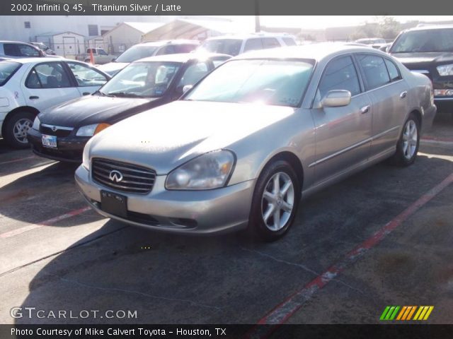 2002 Infiniti Q 45 in Titanium Silver