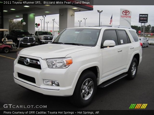 2011 Toyota 4Runner SR5 in Blizzard White Pearl