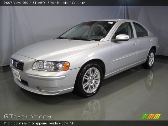 2007 Volvo S60 2.5T AWD in Silver Metallic