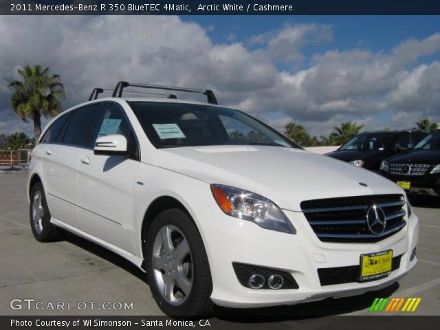 2011 Mercedes-Benz R 350 BlueTEC 4Matic in Arctic White