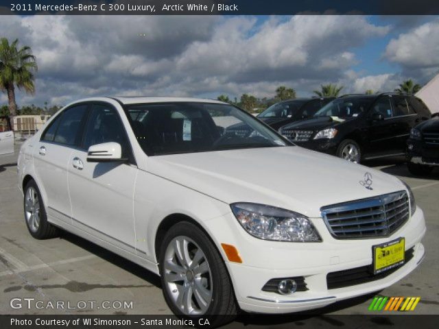 2011 Mercedes-Benz C 300 Luxury in Arctic White