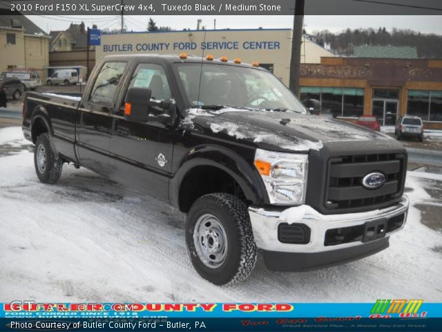 2010 Ford F150 XL SuperCrew 4x4 in Tuxedo Black