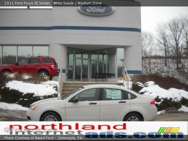 2011 Ford Focus SE Sedan in White Suede